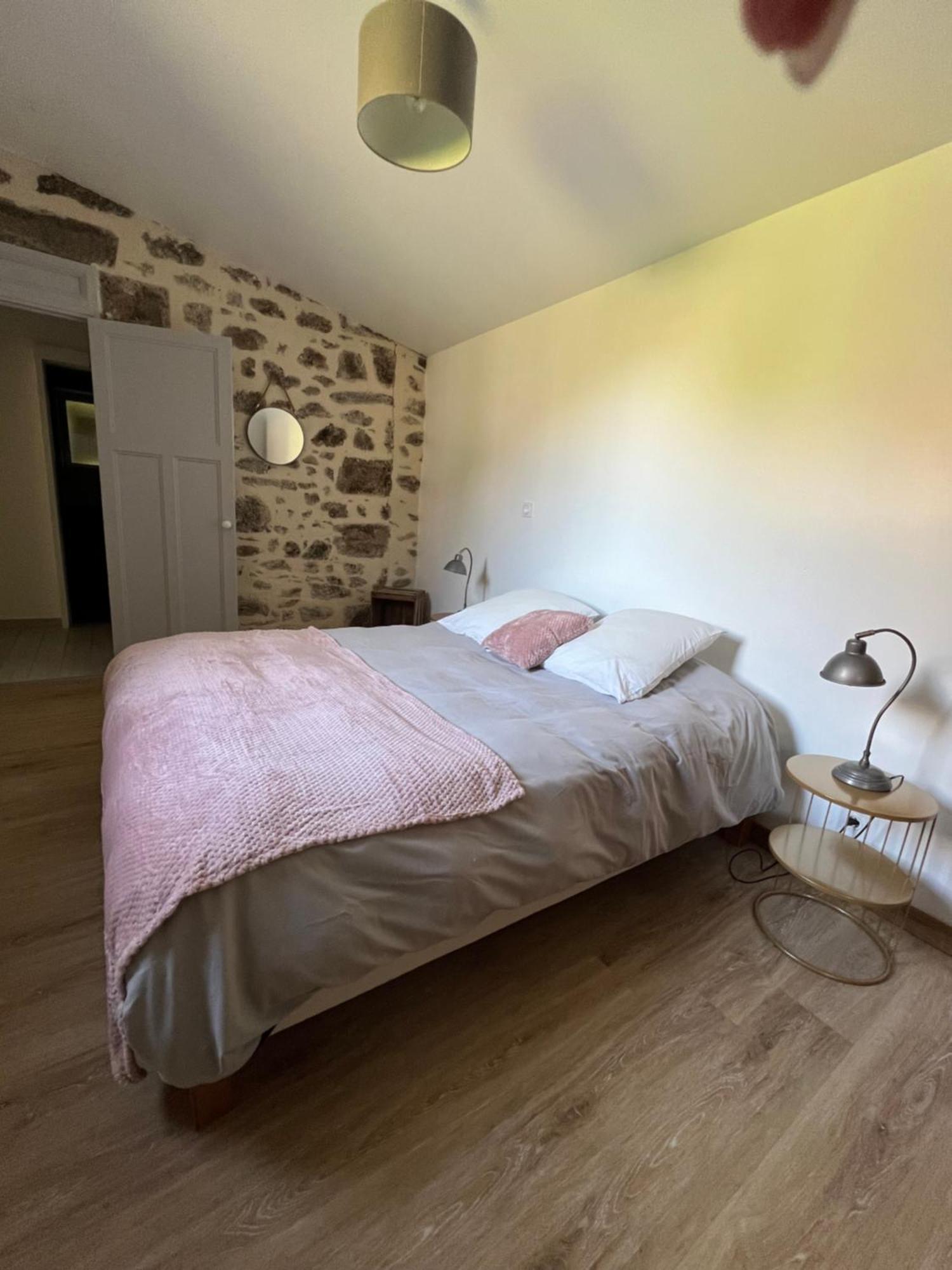 La Remise 4 Etoiles Villa Saint-Hilaire-de-Mortagne Ngoại thất bức ảnh