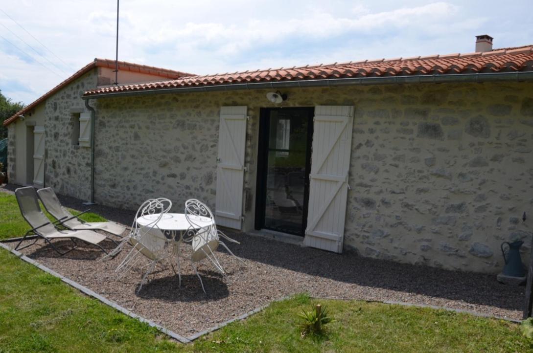 La Remise 4 Etoiles Villa Saint-Hilaire-de-Mortagne Ngoại thất bức ảnh